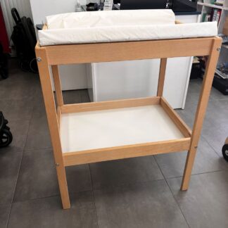 Table à langer de IKEA et matelas - occasion