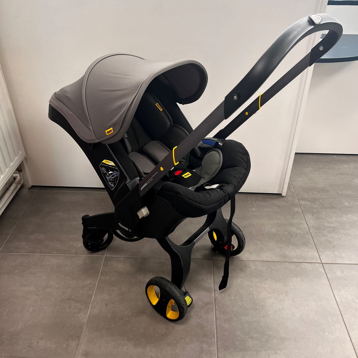 Doona base Isofix pour siège auto Doona - Magasin poussette