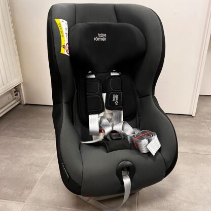 siege-auto-puériculture-gr0/1-BRITAX-MAX-WAY-PLUS-magasin-nantes-dépôt-vente