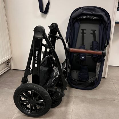 poussette-moov-kinderkraft-marine-seconde-main-occasion-puériculture-magasin-nantes