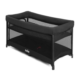 lit amigo avec matelas renforcé une fois ouvert aux dimensions de 60 x 120 cm.