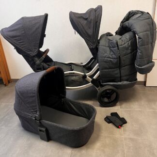 UNE POUSSETTE DOUBLE TOUT TERRAIN EN SECONDE MAIN AVEC UNE NACELLE MARQUE ABC DESIGN LA ZOOM
